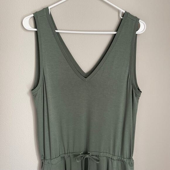 Sweaty Betty Green Take It Easy Drop Waist Dress (Small) - Picture 3 of 9